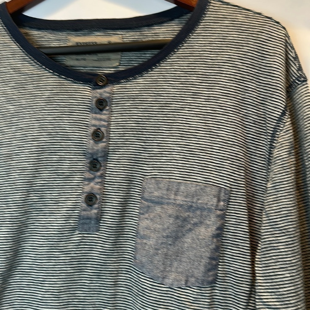 Express Men's Long Sleeve Botton Crew Grey Navy Striped